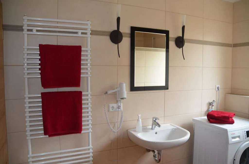 *** מלון Oberbechingen Landhotel Zum Adler גרמניה