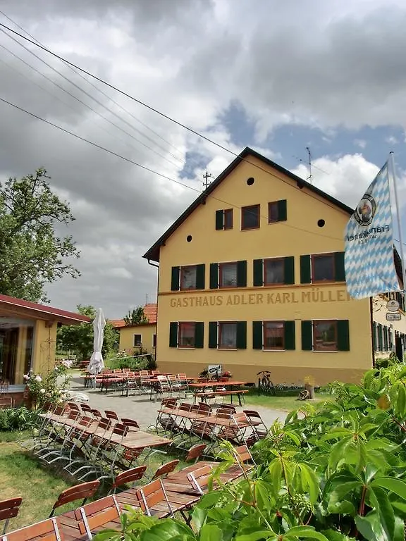 Oberbechingen Landhotel Zum Adler מלון