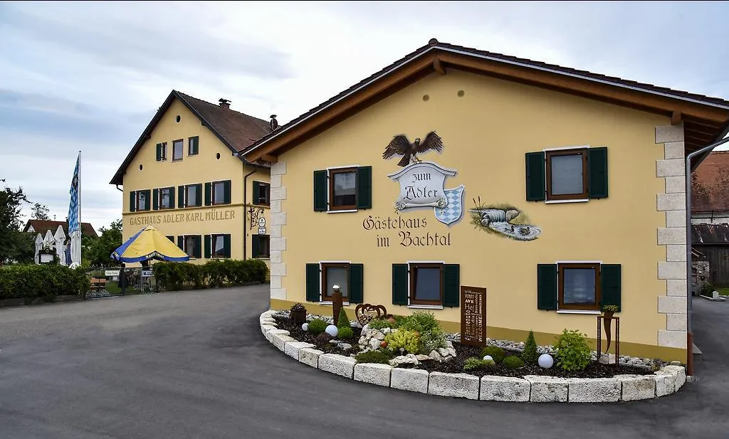מלון Oberbechingen Landhotel Zum Adler