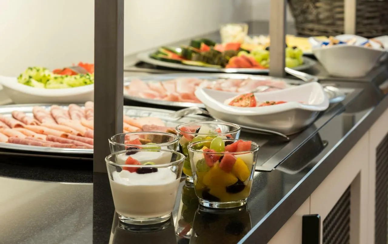 Oberbechingen Landhotel Zum Adler 3*,